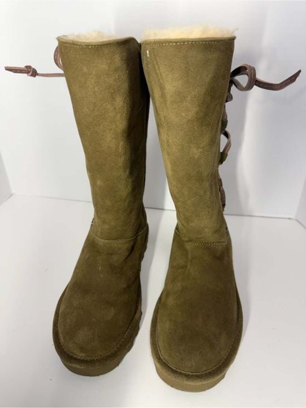 Bearpaw Women's Suede Phylly Olive Green Tall Winter Boots Size 7